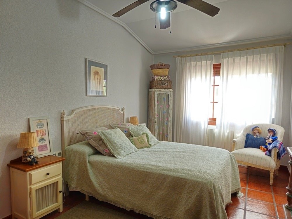 Property 2452 - Image 55